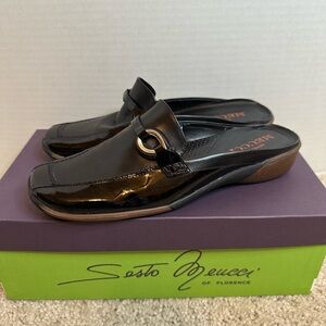 Sesto Meucci Shiny Black Leather Mules, size 5.5 M, pre loved